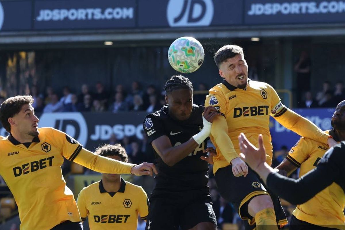 Ironi Sepak Bola Eropa, Wolves Degradasi Dapat Uang Lebih Besar dari Juara Serie A