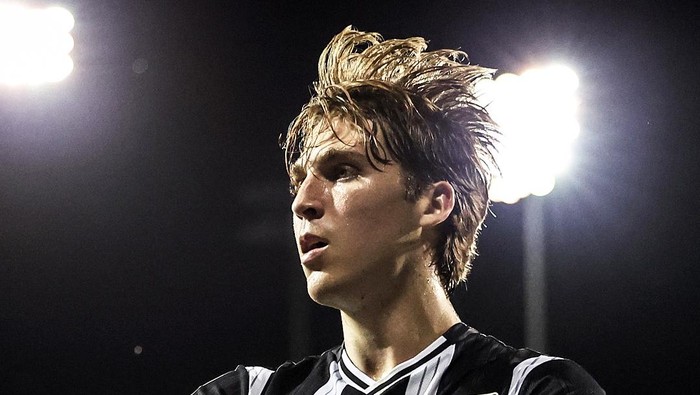Erick Thohir Ungkap Update Naturalisasi Luke Vickery dan Mitchell Baker
