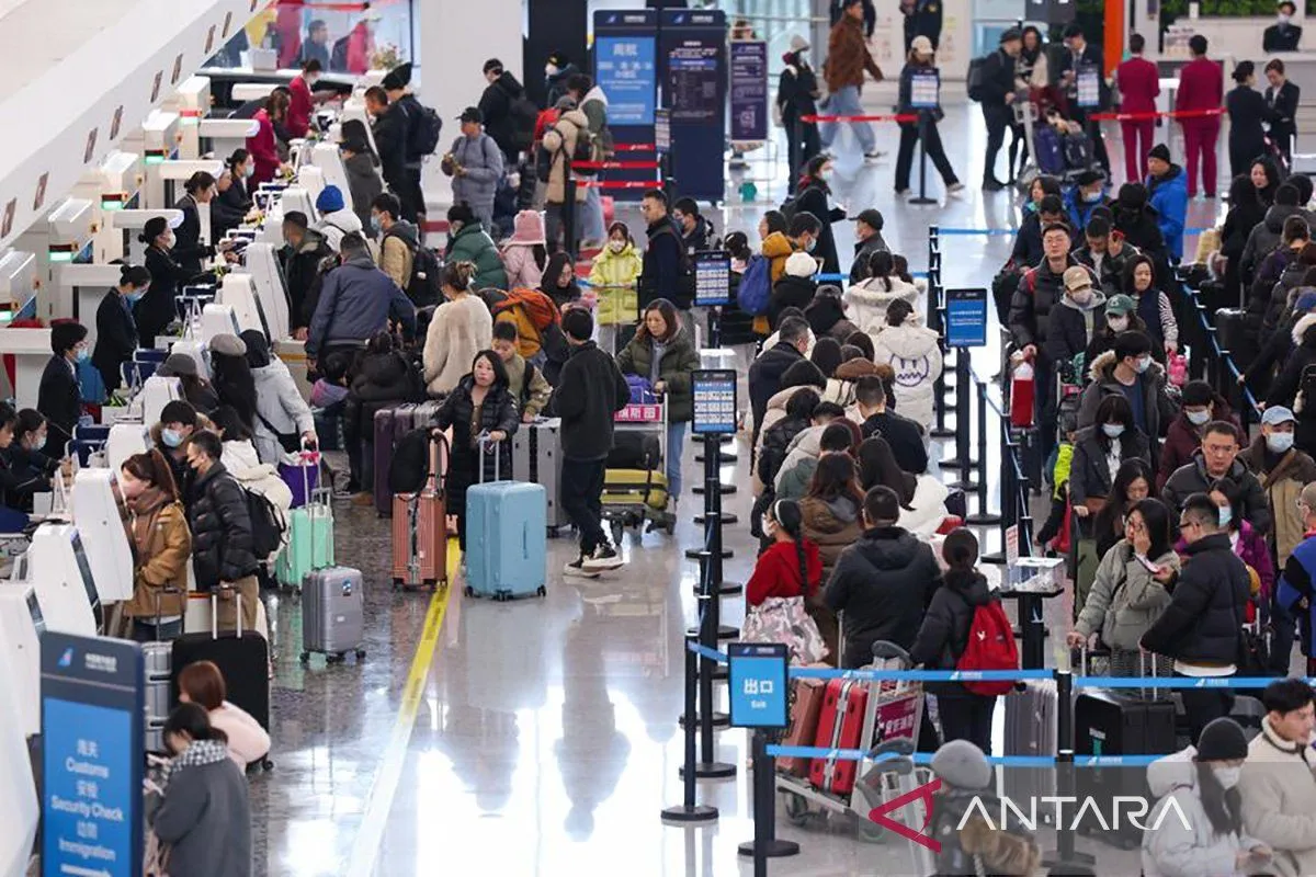 China Catat 15,46 Juta Perjalanan Lintas Batas Selama Libur Hari Nasional 2026